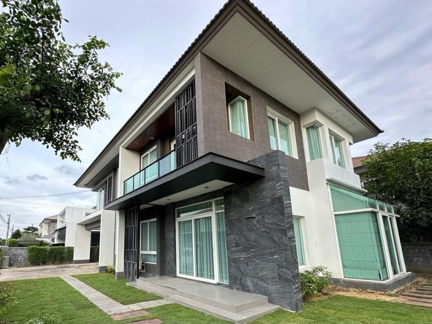 ให้เช่าบ้านเดี่ยว 2 ชั้น พร้อมเฟอร์นิเจอร์ครบ วรารมย์ พรีเมี่ยม วัชรพล - จตุโชติ