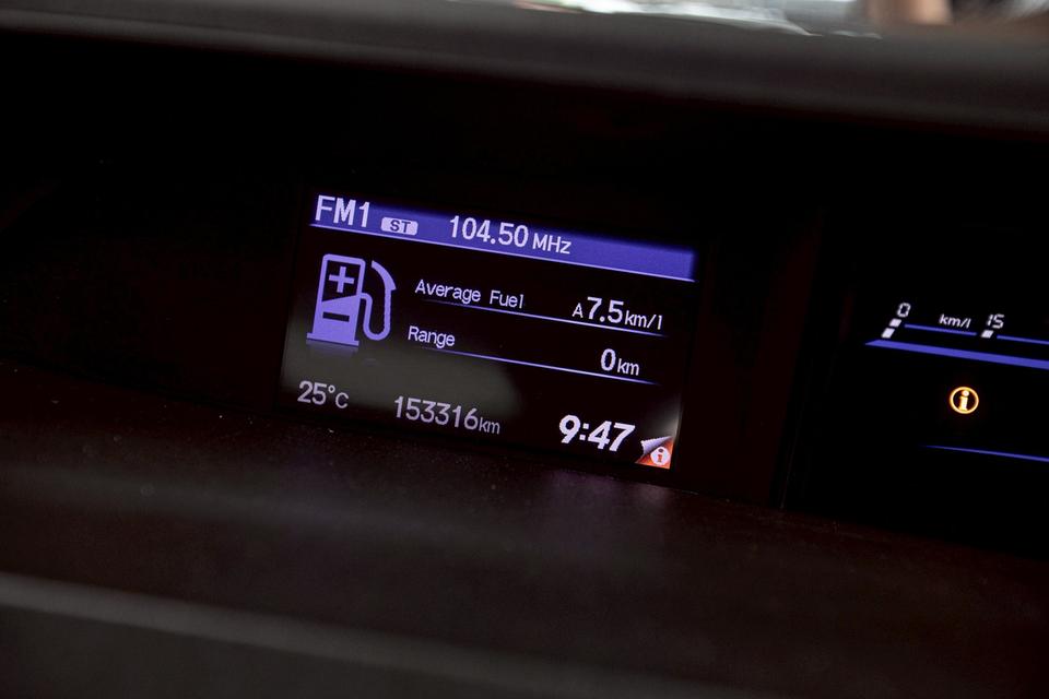Honda Civic Fb 1.8E เบาะไฟฟ้า สีน้ำตาล ปี 2013  16