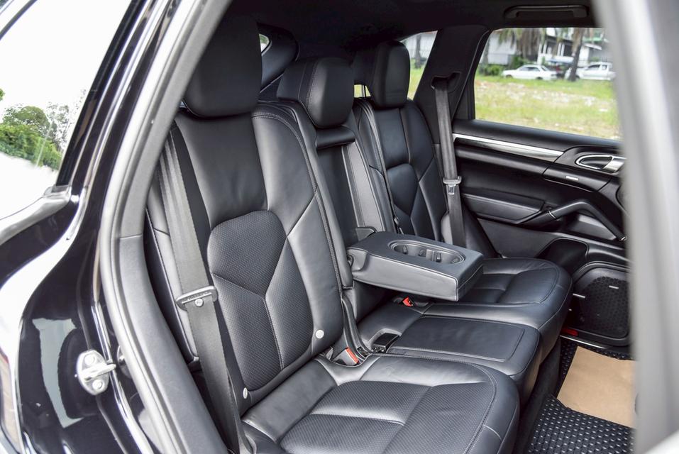 รหัสรถ CBL6644 Porsche CAYENNE 3.0 S E-Hybrid 4WD AT 2016 14
