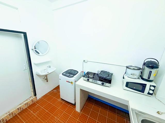 รถไฟฟ้าสายสีเหลือง Seacon Square 1.2กม ทาวน์โฮม 2 ชั้น พร้อมอยู่ 3 นอน BTS ปุณณวิถี 2.84 กม. รร.วชิรธรรมสาธิต 145 ตร.ม. รูปย่อยที่ 3