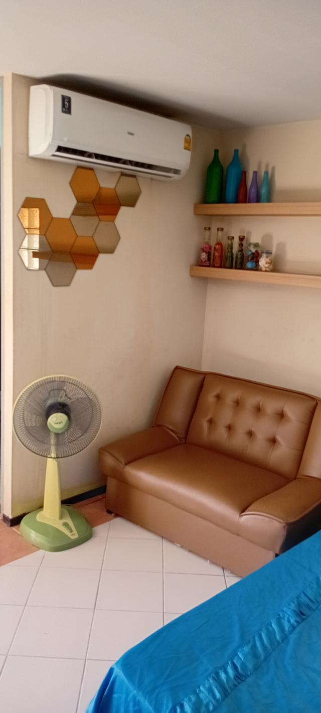 ลดสุด : ขายหรือให้เช่าห้องสวยในลิพวิ่งเพลสคอนโด ปากซอยลาดพร้าว 140 ติดสถานีบางกะปิ พิเศษเหลือเพียงเดือนละ4,800บาทเท่านั้น 8