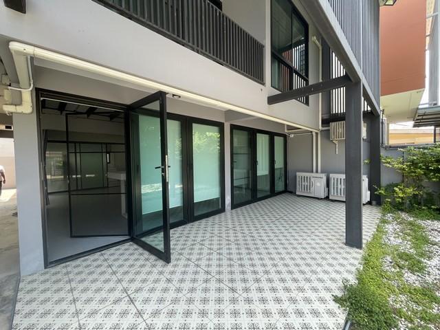 ให้เช่าบ้านเดี่ยว 2 ชั้น 60 ตร.ว. หมู่บ้าน ต.รวมโชค ย่านลาดพร้าว ใกล้ MRT โชคชัย 4 2