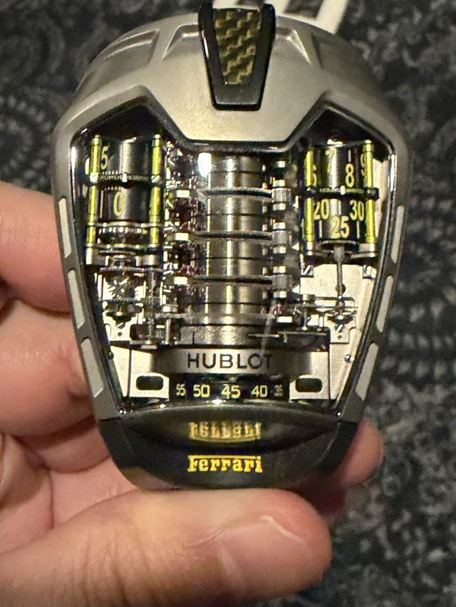 Hublot Laferrari MP-05 ผลิต 50 เรือนในโลก เรือนนี้เป็นเลขเบิ้ล 33 / 50 fullset เจ้าของขายเอง