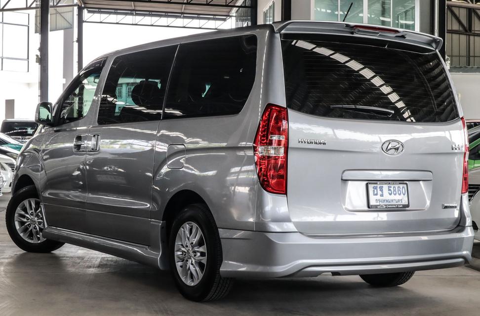 2018 HYUNDAI H-1 2.5 TOURING ดีเซล 14