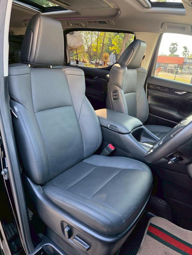 Toyota ALPHARD 2.5SC PACKAGE สีดำ ปี 2023 ไมล์ 50,000 กม. 6