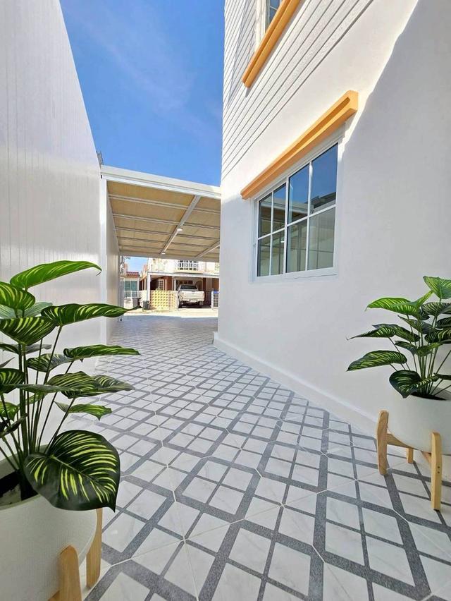 หมู่บ้านสิรารมย์     13