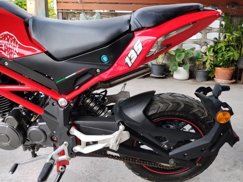 ใช้เพียง 1พันกว่าkm. Benelli TNT 135 ครับ รูปที่ 16