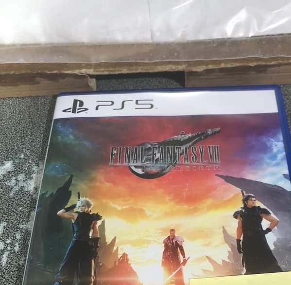 ขายแผ่นเกม Final Fantasy VII 2