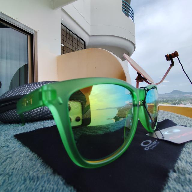 Rare Oakley Frogskins Collectors Edition Sunglasses Transparent Green Retro 3