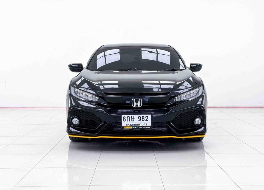 รหัสรถ6B861 โฉมรถFC-FK โฉมปี (16-21) เกียร์AT เครื่องยนต์1,500 cc สีดำ น้ำมันเบนซิน เลขไมล์159,053 กม. ผ่อนเพียง9,707 บาท ราคา549,000บาท