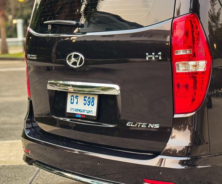 รหัสรถ AVA598 📌 🇰🇷 Hyundai H1 Elite NS ปี 2023 แท้ ใช้น้อย 5 หมื่นโล รูปที่ 6