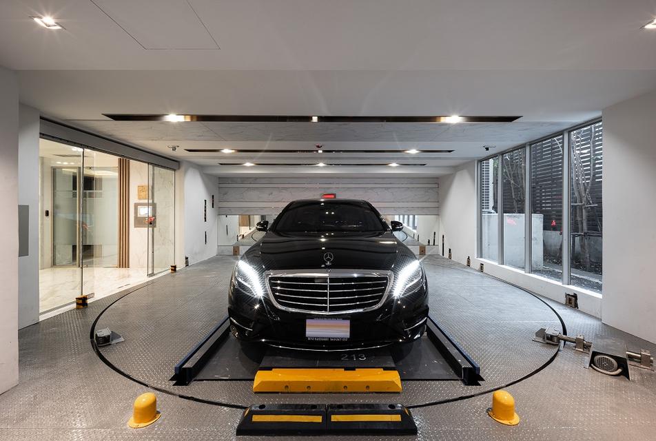 For Rent Craft Ploenchit 2 bed, 2 bath, 190 m. from BTS Ploenchit 12