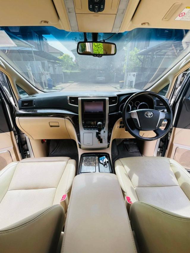 #Toyota Alphard  2.4v สีเทา ปี 2013 5