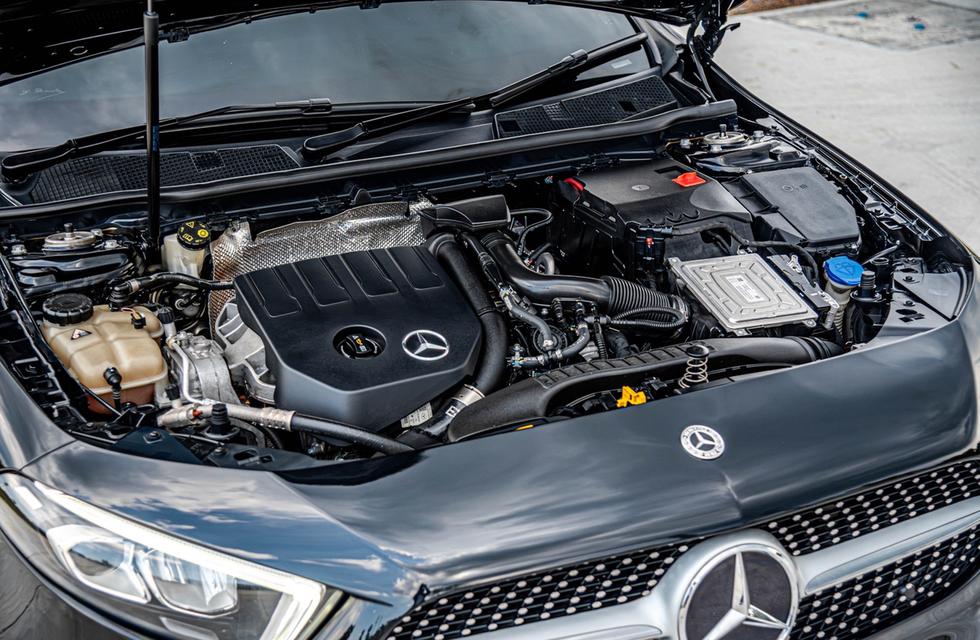 (แจ้งรหัสรถ CBL2538) Mercedes-Benz A200 AMG Dynamic 1.3 W177 AT 2022 รูปที่ 6
