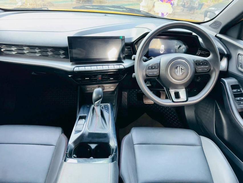 MG 5 รุ่น D+PLUS เครื่อง1.5cc. AUTO ปี2025 8