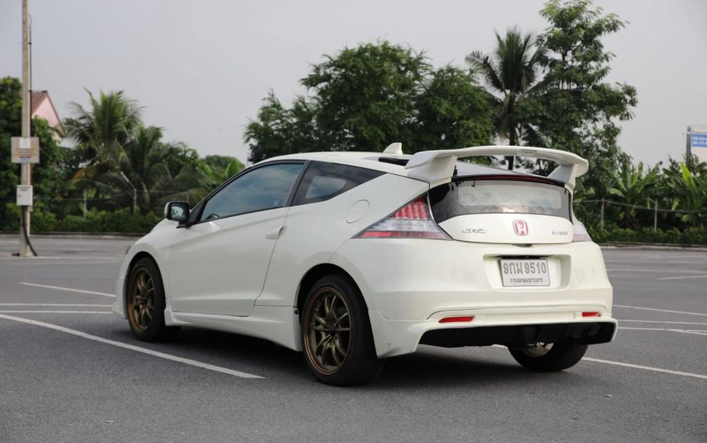 Honda CR-Z Sport Hybrid สีขาว ปี 2012 4