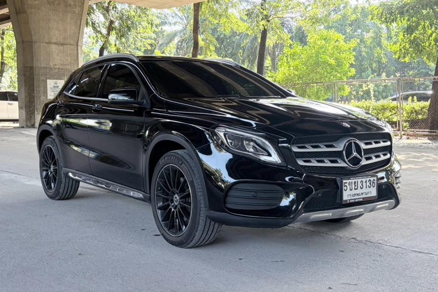 2017 Mercedes-Benz GLA 250 AMG Dynamic Facelift AT รถสวย ขับดี พร้อมใช้งาน รูปที่ 3