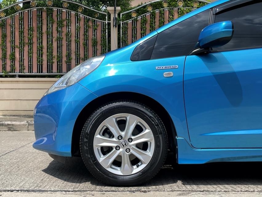 HONDA JAZZ 1.3 HYBRID ปี 2013 AUTO สภาพนางฟ้า 6