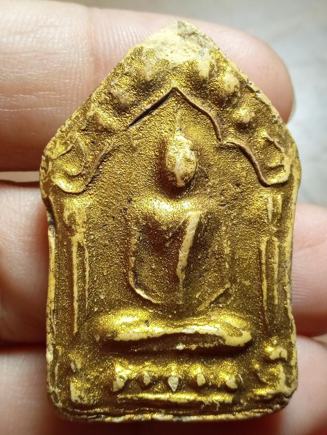 ขุนแผนเก่าหิ้งมีรอยตามภาพ