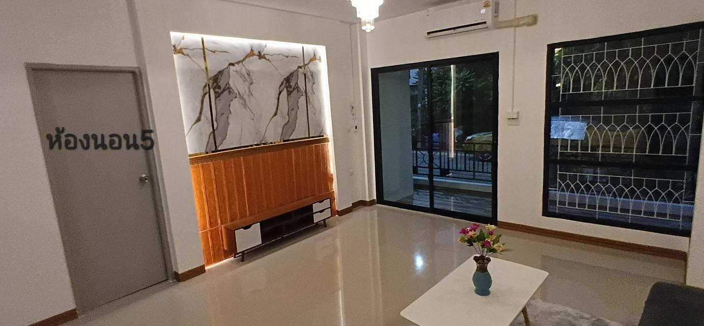 ใหญ่5นอนหัวมุมขายบ้านเดี่ยวสินบดีถนนชัยพฤกษ์ 3