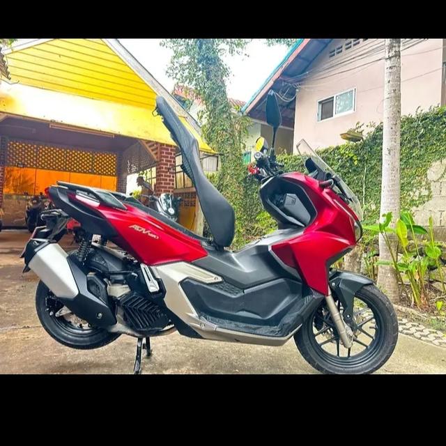 Honda ADV สีแดง 3