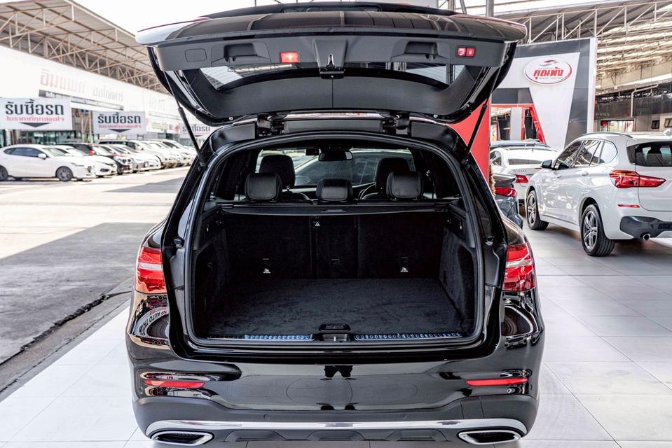 รหัสรถ NP160 รุ่นรถ : BENZ GLC250D AMG DYNAMIC 4MATICปีรถ : 2018 8