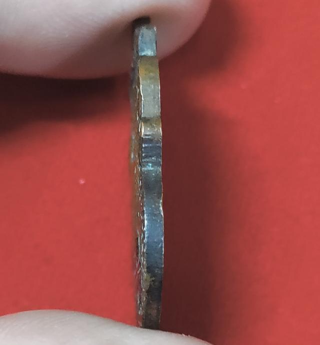 เหรียญหลวงพ่อกลั่นวัดพระญาติพ.ศ 2523 รูปที่ 4