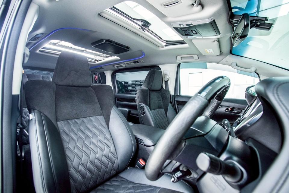 TOYOTA VELLFIRE 2.5 ZG EDITION 2016 11