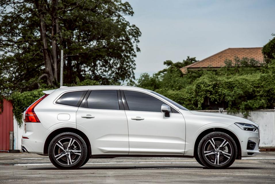 รหัสรถ CBL7547 Volvo XC60 2.0 T8 R-Design 4WD AT 2019 3