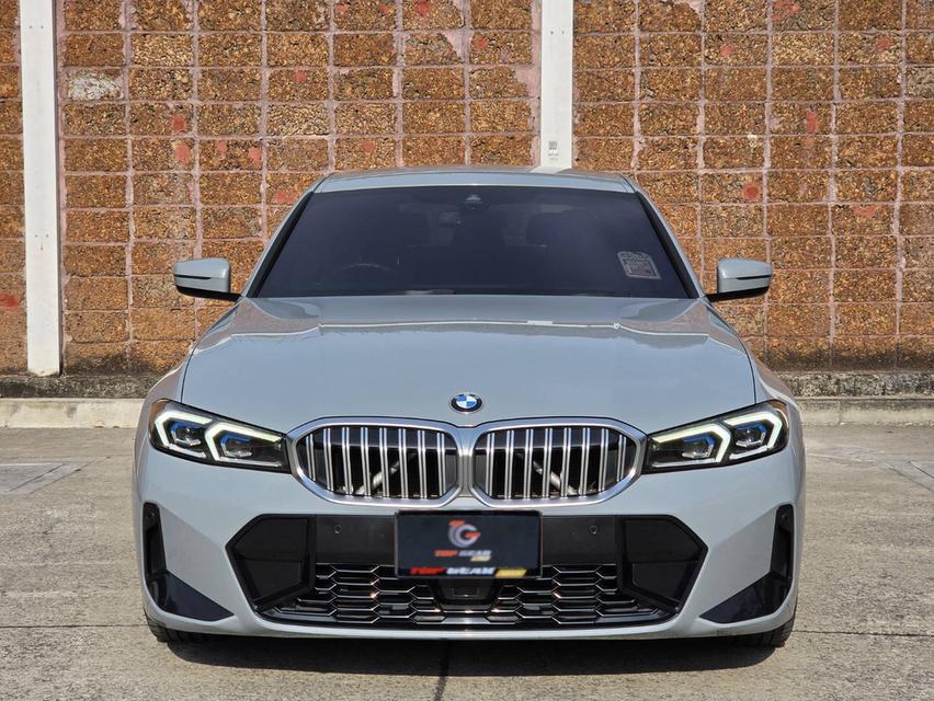BMW 320d M sport lci ปี 2024 รถมือเดียวป้ายแดง ประวัติศูนย์ครบ ไมล์เพียง 45,000 km