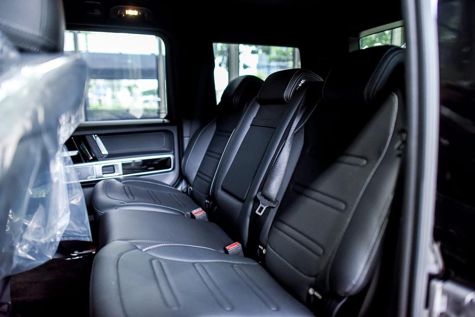 Mercedes-Benz G450d AMG 2026 สีดำ วิ่ง 700 KM. รถใหม่ยังไม่จดทะเบียน รูปที่ 7