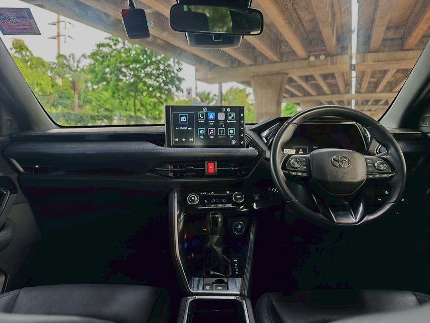 Toyota Yaris Cross 1.5 HEV Premium ปี 2024