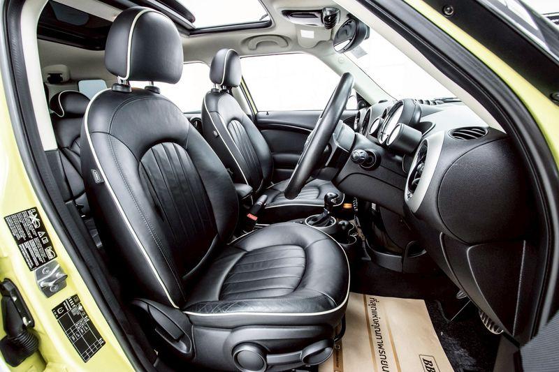 MINI COOPER [S] 1.6 F56 2012 9
