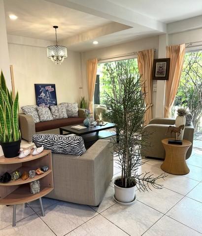 ให้เช่าบ้านเดี่ยว 2 ชั้น 120 ตร.ว. หมู่บ้านสัมมากร รามคำแหง 112 ใกล้รถไฟฟ้าสายสีส้ม 3