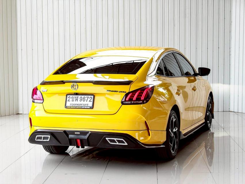 MG 5 1.5 X SUNROOF ปี 2022 โฉม ปี21-ปัจจุบัน สีเหลือง เครื่องเบนซิน เกียร์ Auto ไมล์แท้เพียง 68,979 km. 6