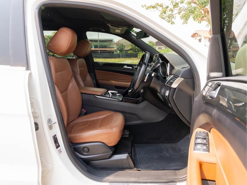 Mercedes Benz GLS350d 3.0 AMG 4Matic ปี 2016 เลขไมล์ 175,xxx km. 9
