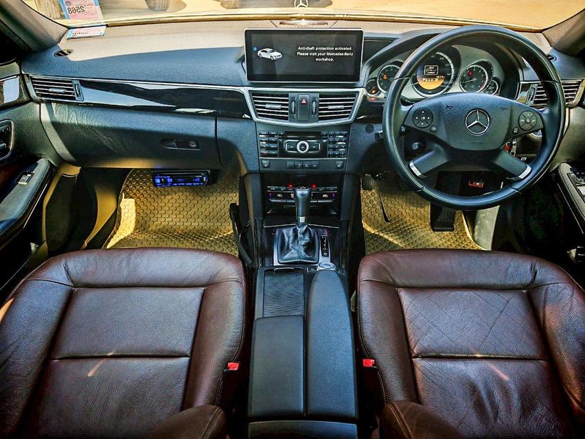 BENZ E200 CGI 1.8 W212 6