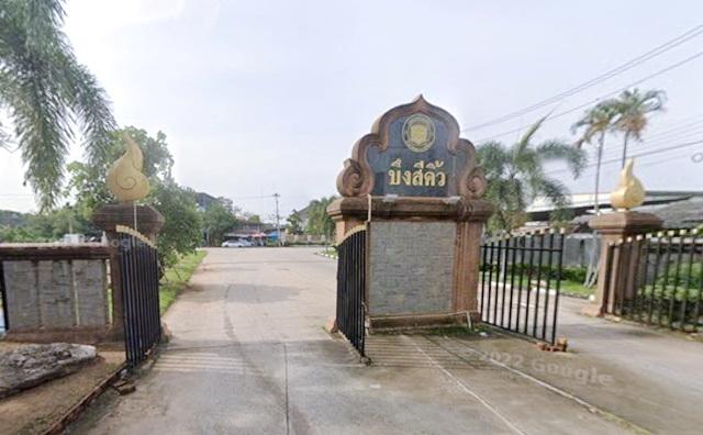 หัวมุม 52 ตร.วา. ตลาดถนนคนเดินไนท์ สีคิ้ว 330 ม. ให้เช่าอาคารพาณิชย์ 3 ชั้น 2 คูหา รร.ประสารวิทยา ติดถนนใหญ่ 2 นอน 2 น้ำ 8