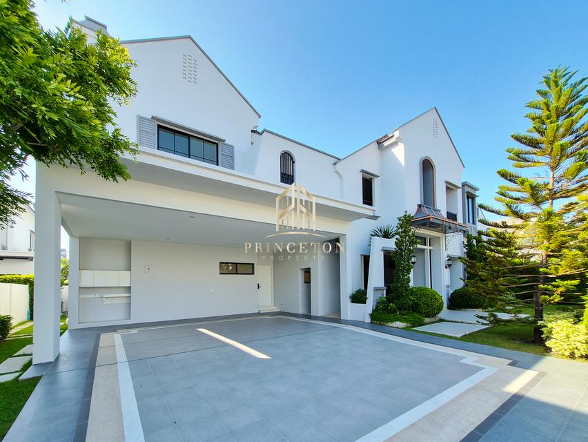 Luxury House for Sale Nantawan Rama 9 – New KrungthepKreetha 2