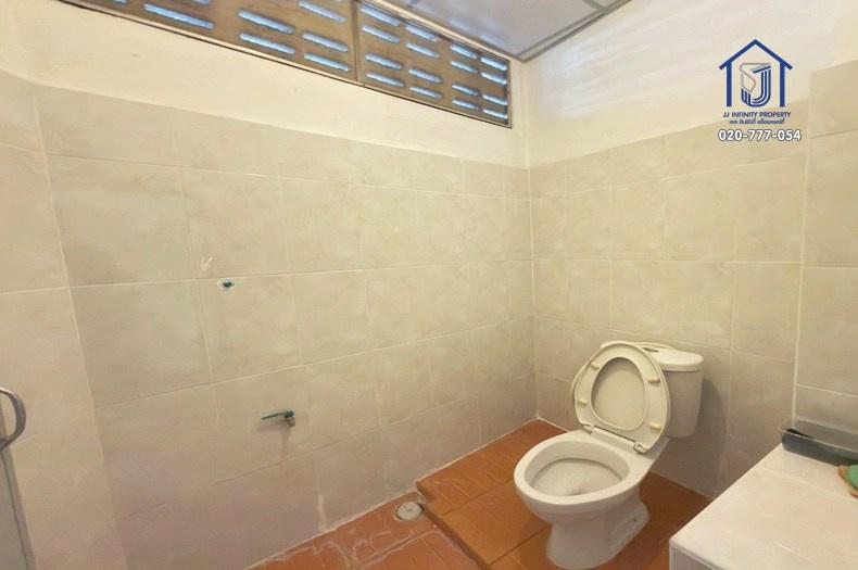 ขายอาคารพาณิชย์ 2.5 ชั้น หลังมุม ติดถนนเจริญนคร ใกล้BTS วงเวียนใหญ่ ทำเลค้าขาย 9