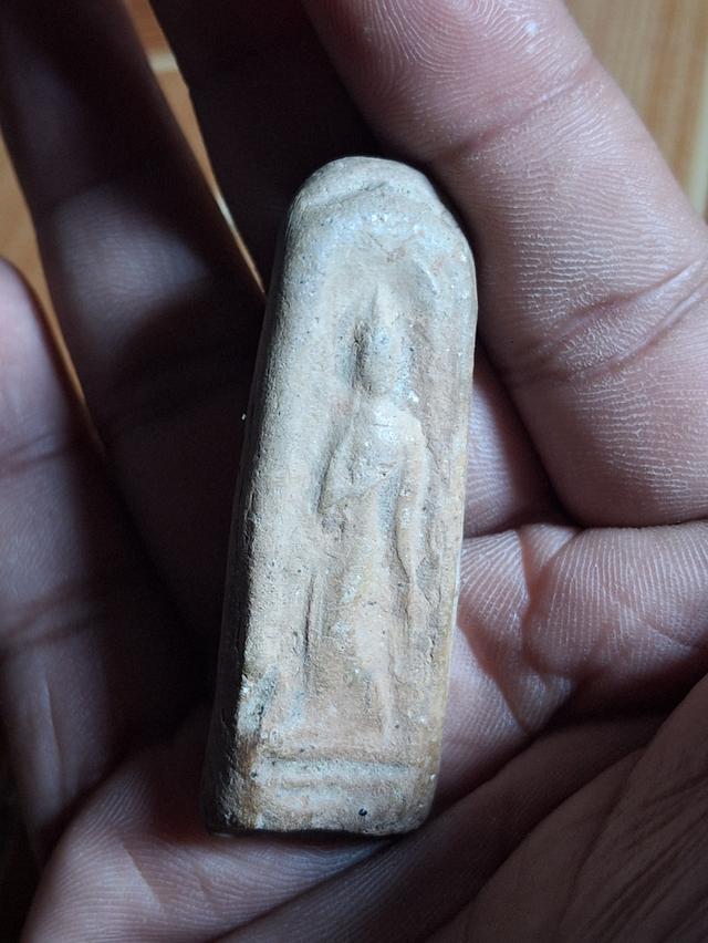 พระลีลา กรุท้ายย่าน