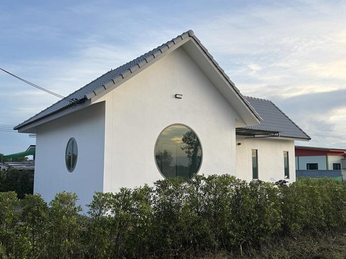 ขายบ้านสวยสร้างใหม่ สไตล์โมเดิร์น ขนาด 65 ตรว บรรยากาศดี ถนนเชียงใหม่-ดอยสะเก็ด เชียงใหม่. 2