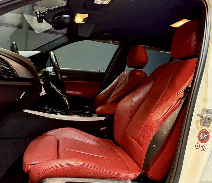 BMW 118i M-Sport LCI (F20) ปี 2016 รูปที่ 10