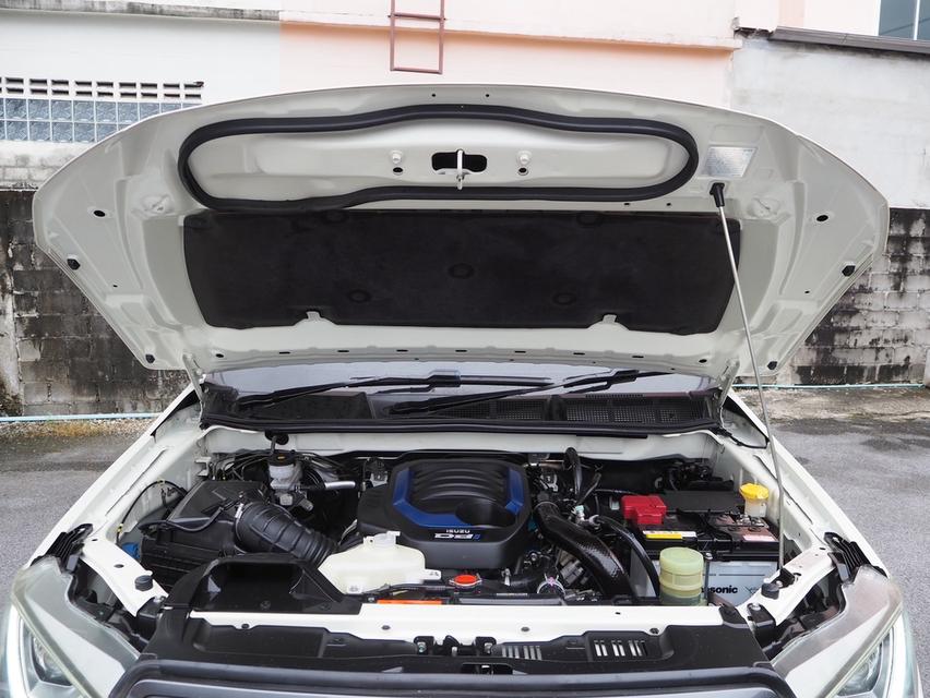 ISUZU D-MAX HI-LANDER CAB-4 1.9 X-series M/T ปี2022 10