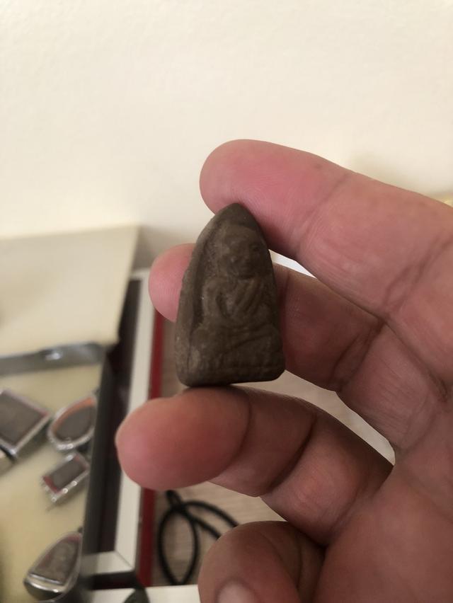 หลวงปู่ทวดเมืองยะลา 2505 เนื้อโอวัลติน รูปที่ 2