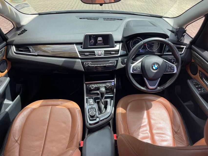 BMW series 2, 218i gran tourer luxury  2