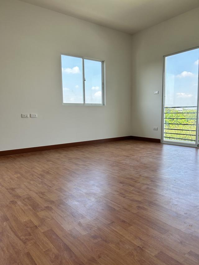 บ้านเดี่ยว แปลงมุม 53 วา 3 นอน 3 น้ำ จอด 2 คันสบายๆ ติดต่อ เล็ก : 0852246165 โทร/ไลน์ ✅ 10