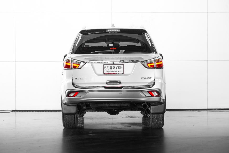 2018 ISUZU MU-X 3.0 DVD Navi 2WD สีขาว เลขไมล์ 82729 กม. 6