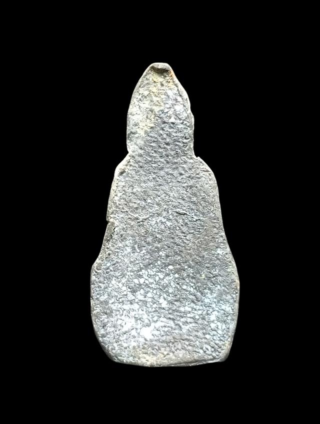 พระหูยาน พิมพ์จิ๋ว กรุ/สถานที่พบ: ค้นพบที่กรุวัดพระศรีรัตนมหาธาตุ จังหวัดลพบุรี เนื้อพระ: มักเป็นเนื้อชินเงินหรือเนื้อชินตะกั่ว รูปย่อยที่ 3