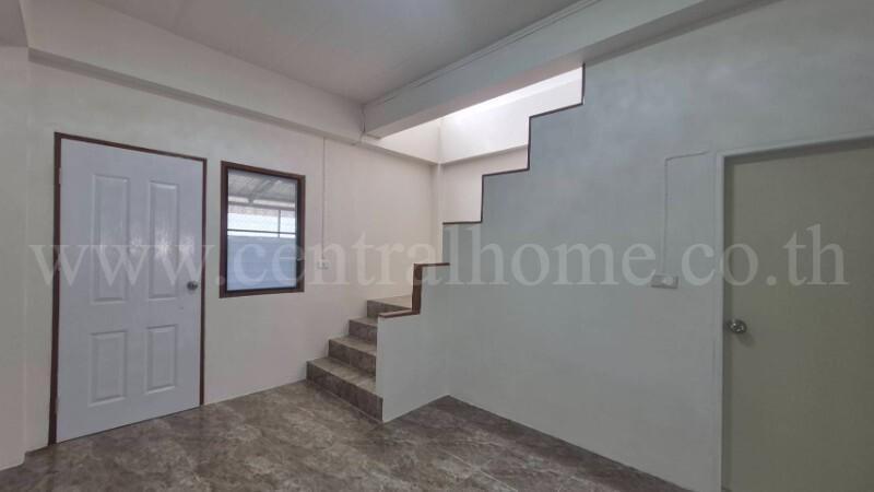 ทาวน์โฮม ฉัตรไพลิน ลาดหลุมแก้ว รีโนเวท พร้อมอยู่ ราคาถูก 6